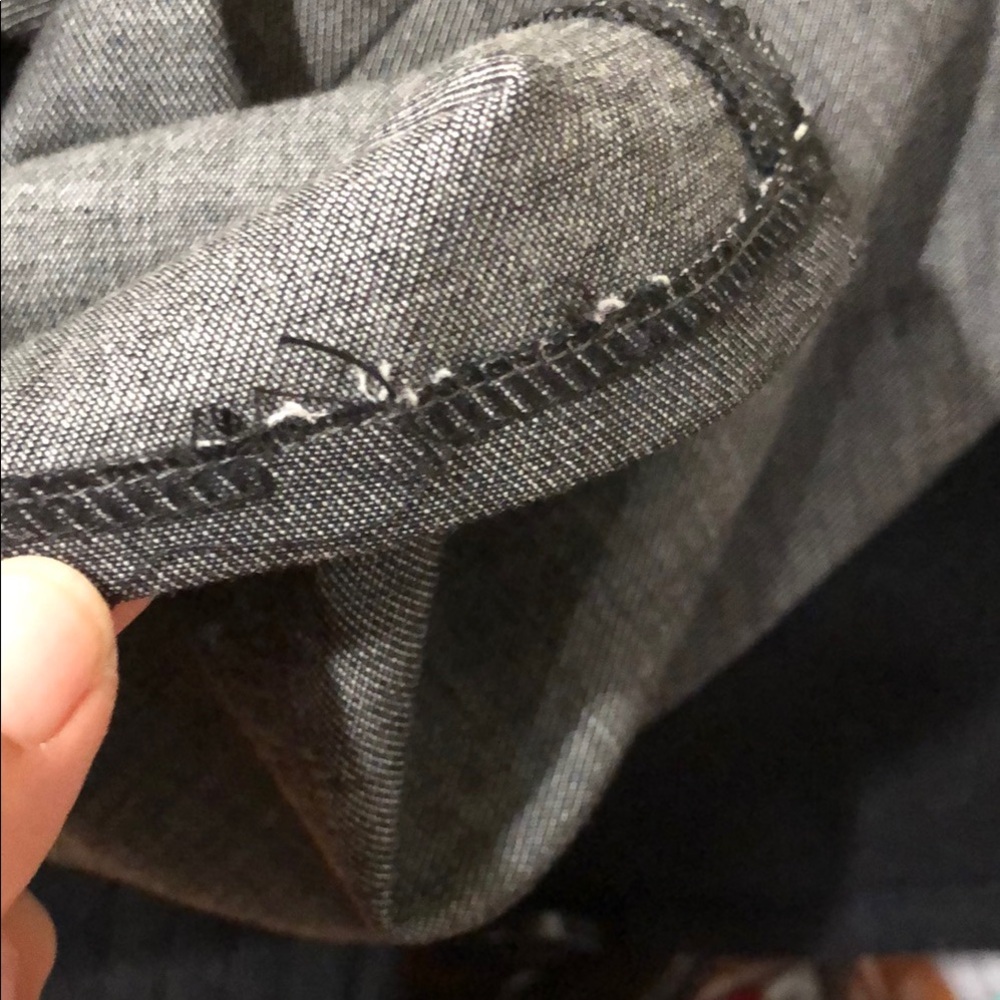 Express Gray Women's Shorts - Picture 15 of 15